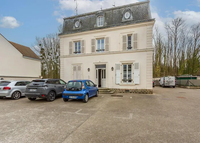 Le Saint-caprais - A 30min Dorly Appartement *